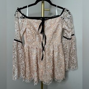 Boston Proper‎ Bell Sleeve Blush Lace Top